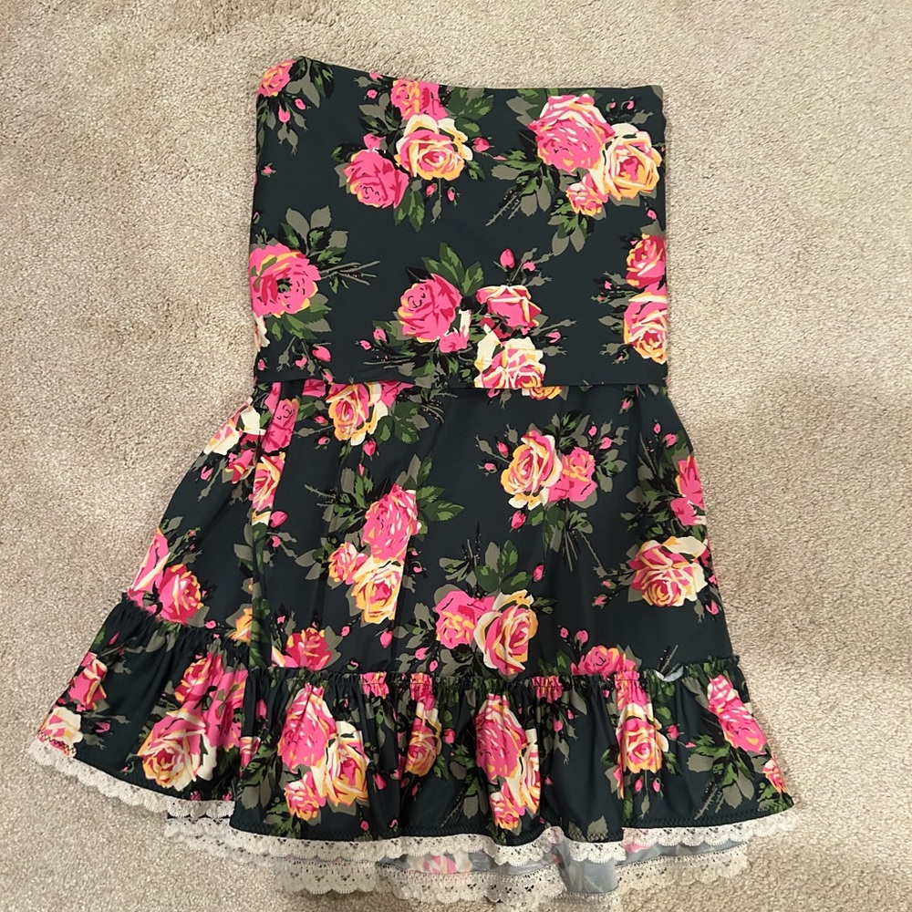 Fun dress in great condition
